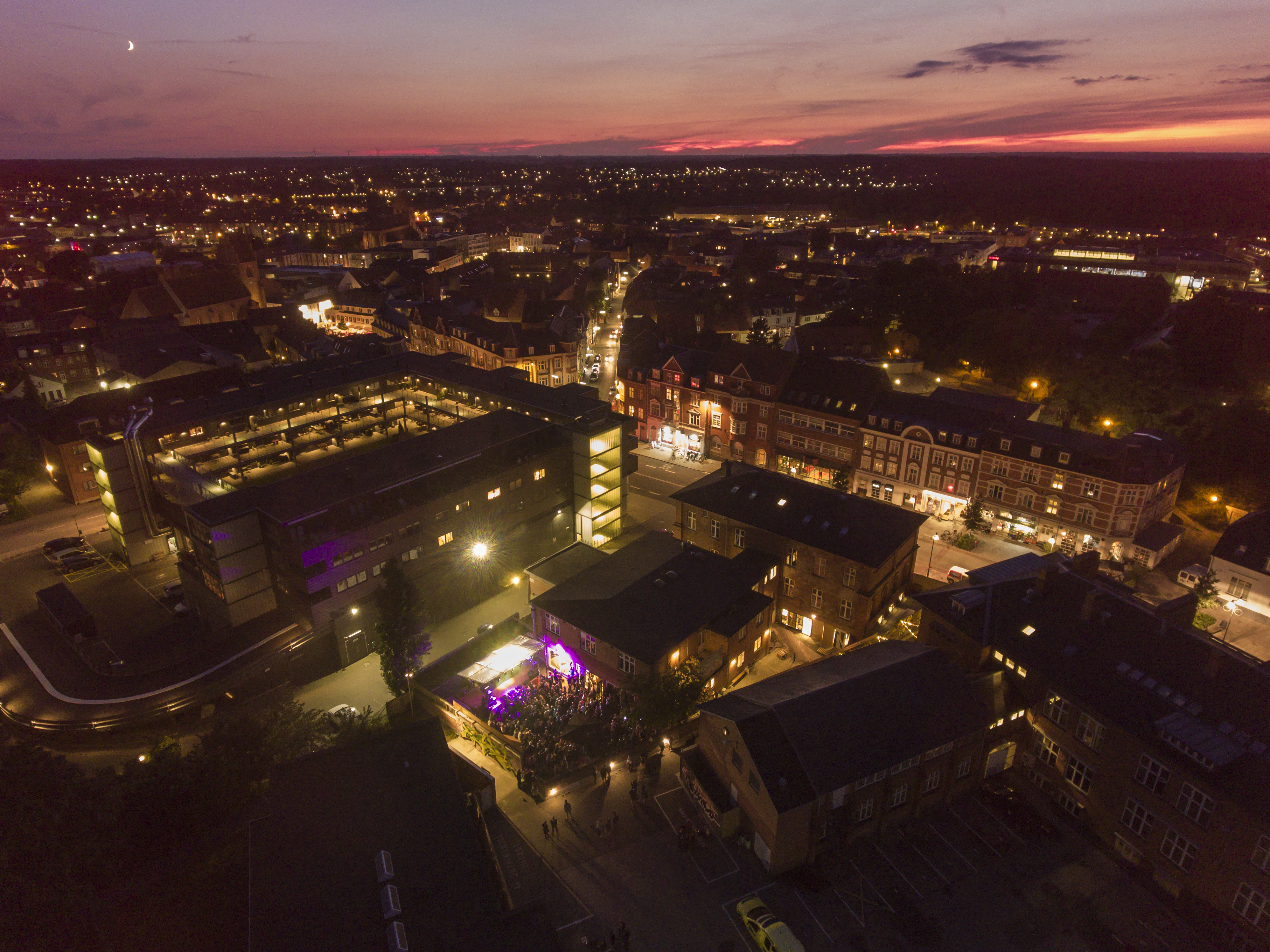Udsigt over Næstved by om natten